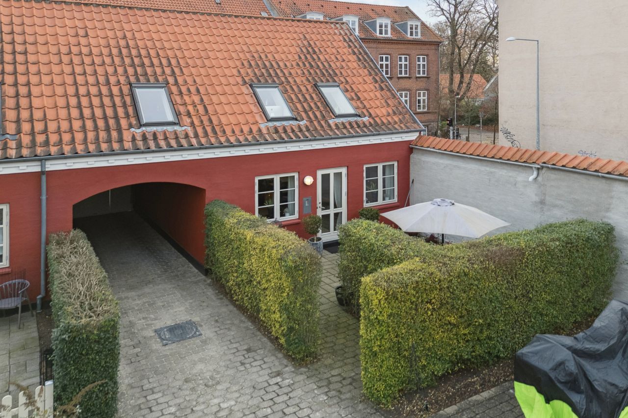 Ejendomsbillede 2 af 27