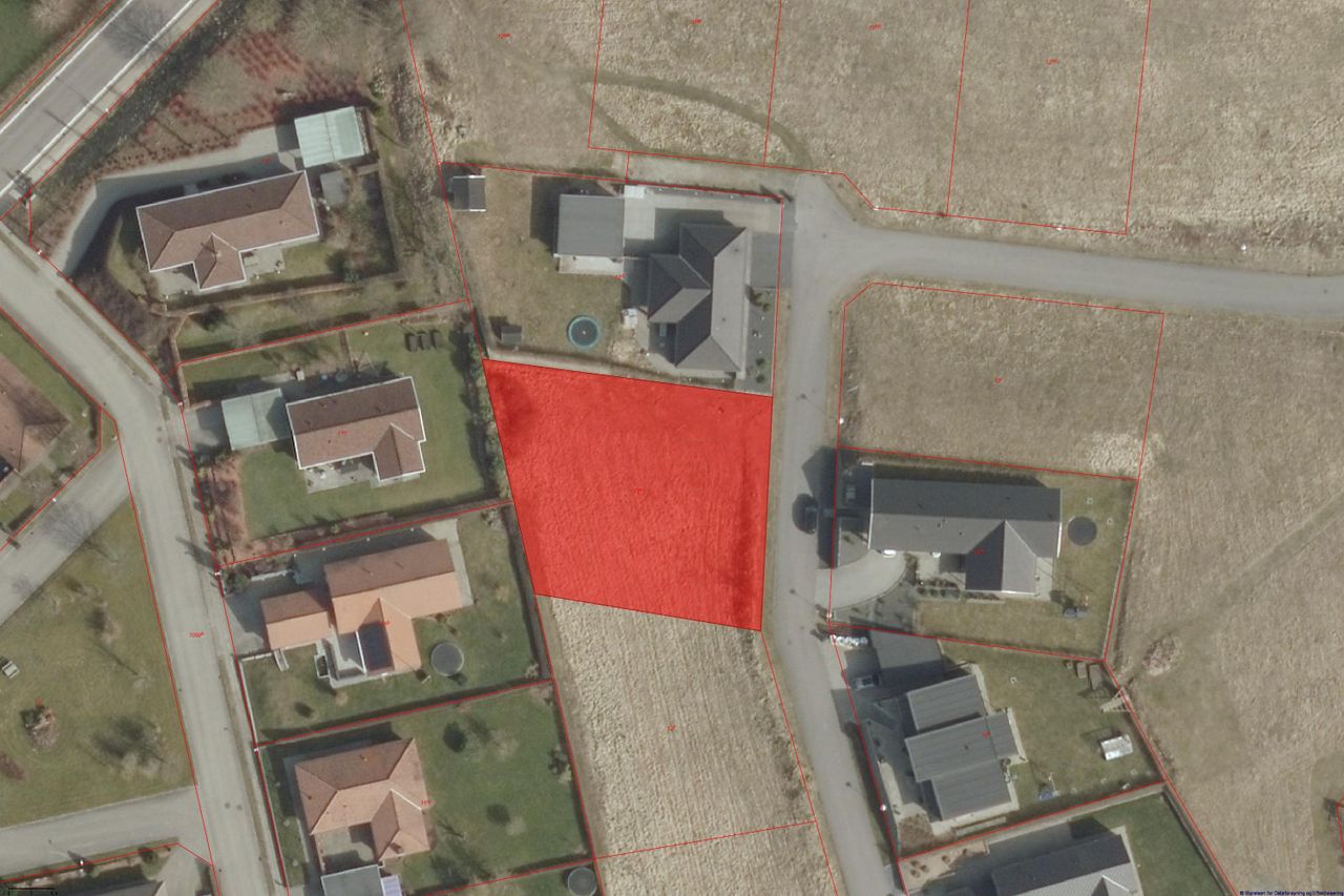 Ejendomsbillede 3 af 13