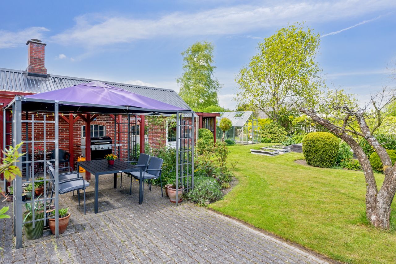 Ejendomsbillede 2 af 44