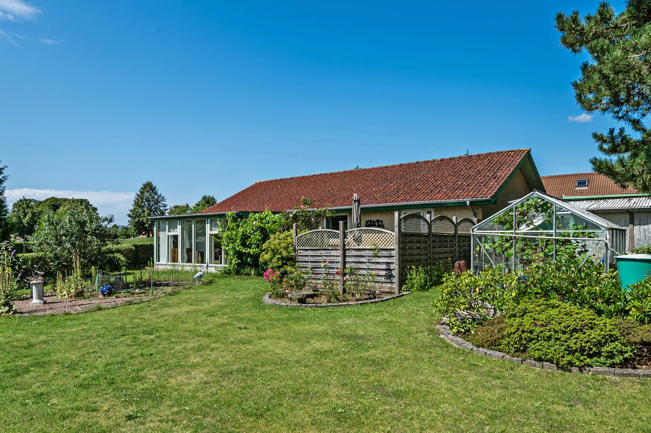 Ejendomsbillede 2 af 31