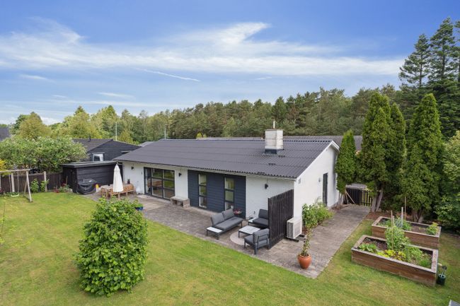 Julsøvej 112,  Villa