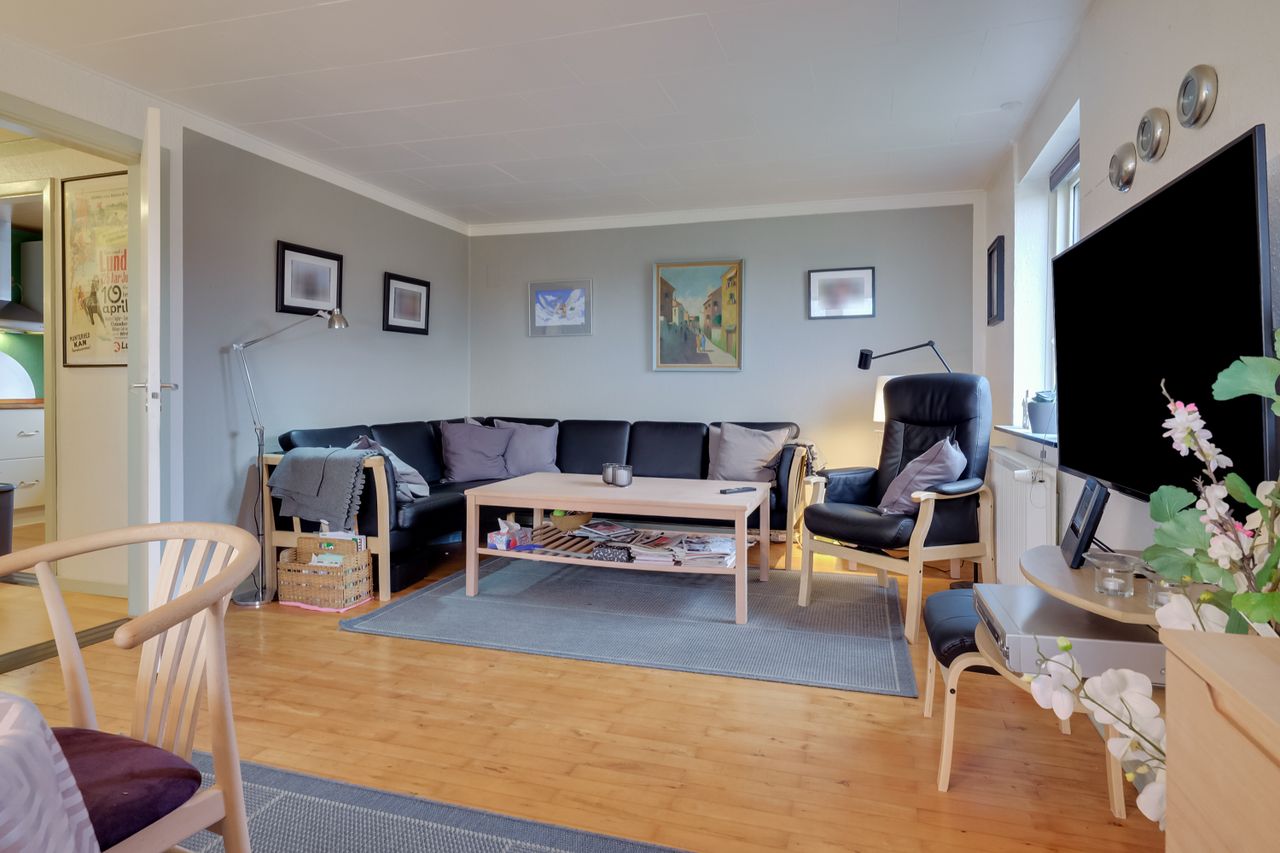 Ejendomsbillede 3 af 15