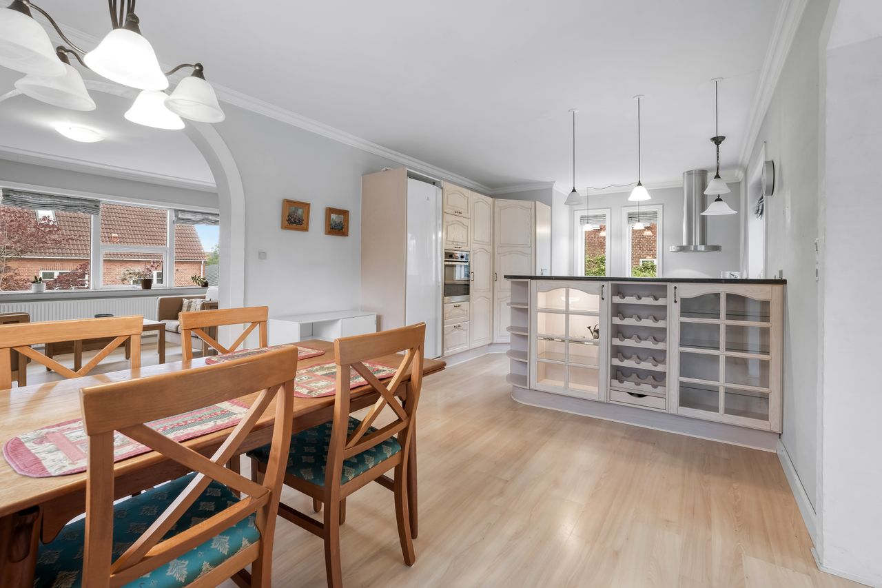 Ejendomsbillede 3 af 26