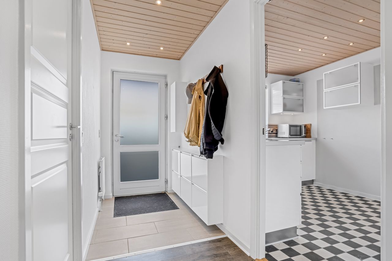 Ejendomsbillede 2 af 18