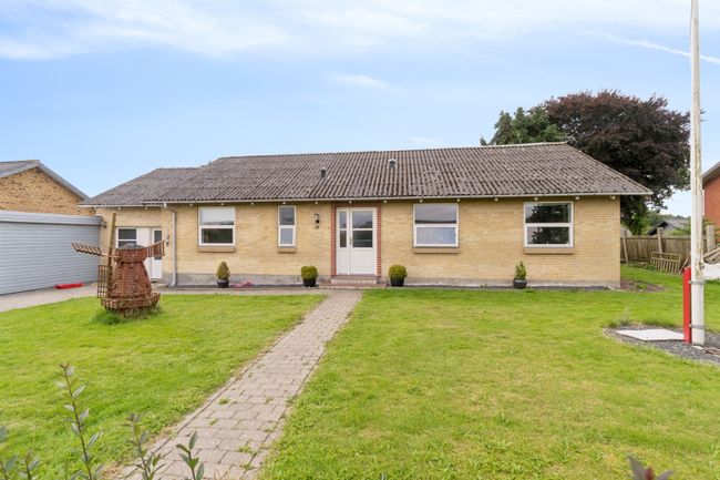 Nissetvej 19,  Villa