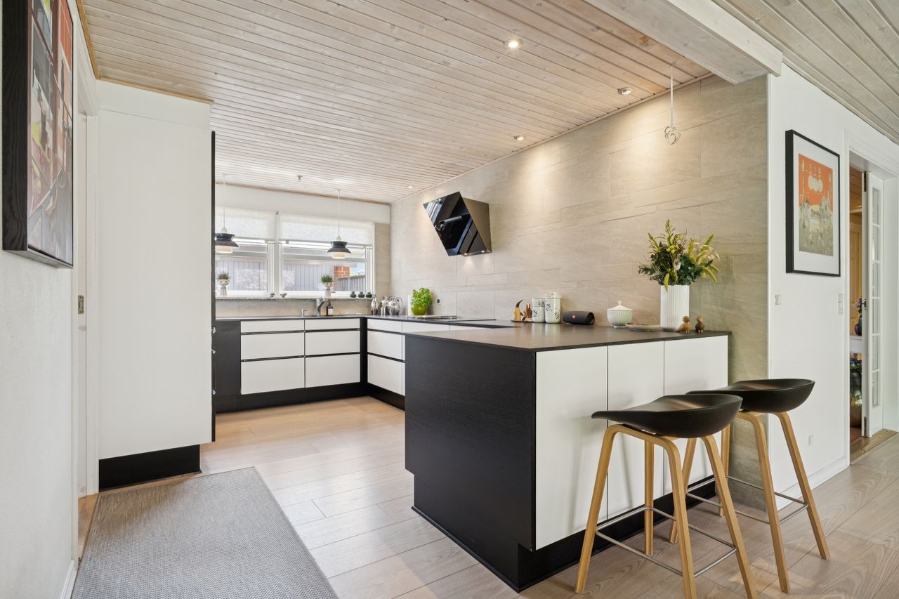 Ejendomsbillede 2 af 25