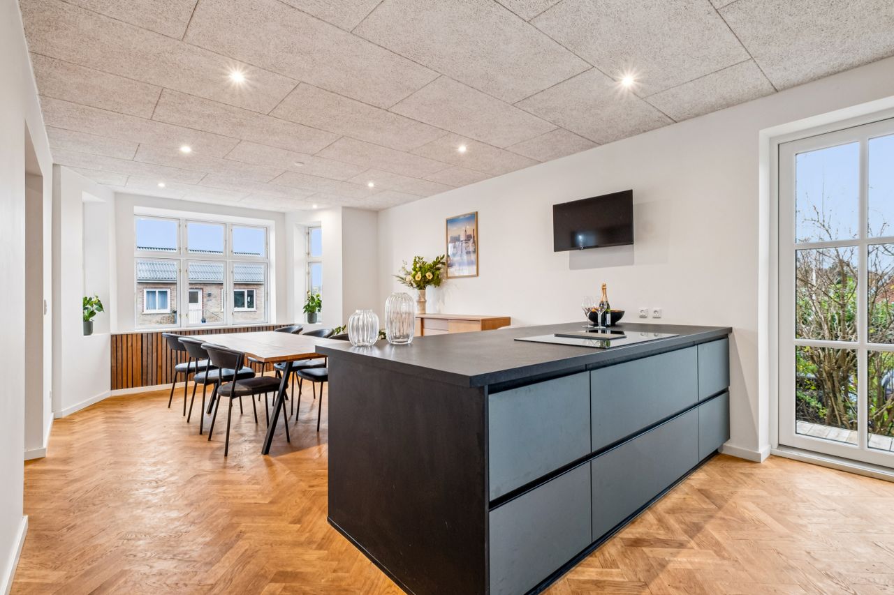 Ejendomsbillede 3 af 32