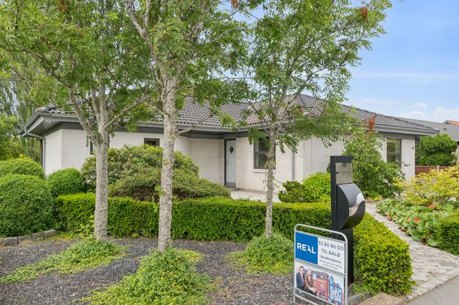 Balle Kirkevej 69,  Villa