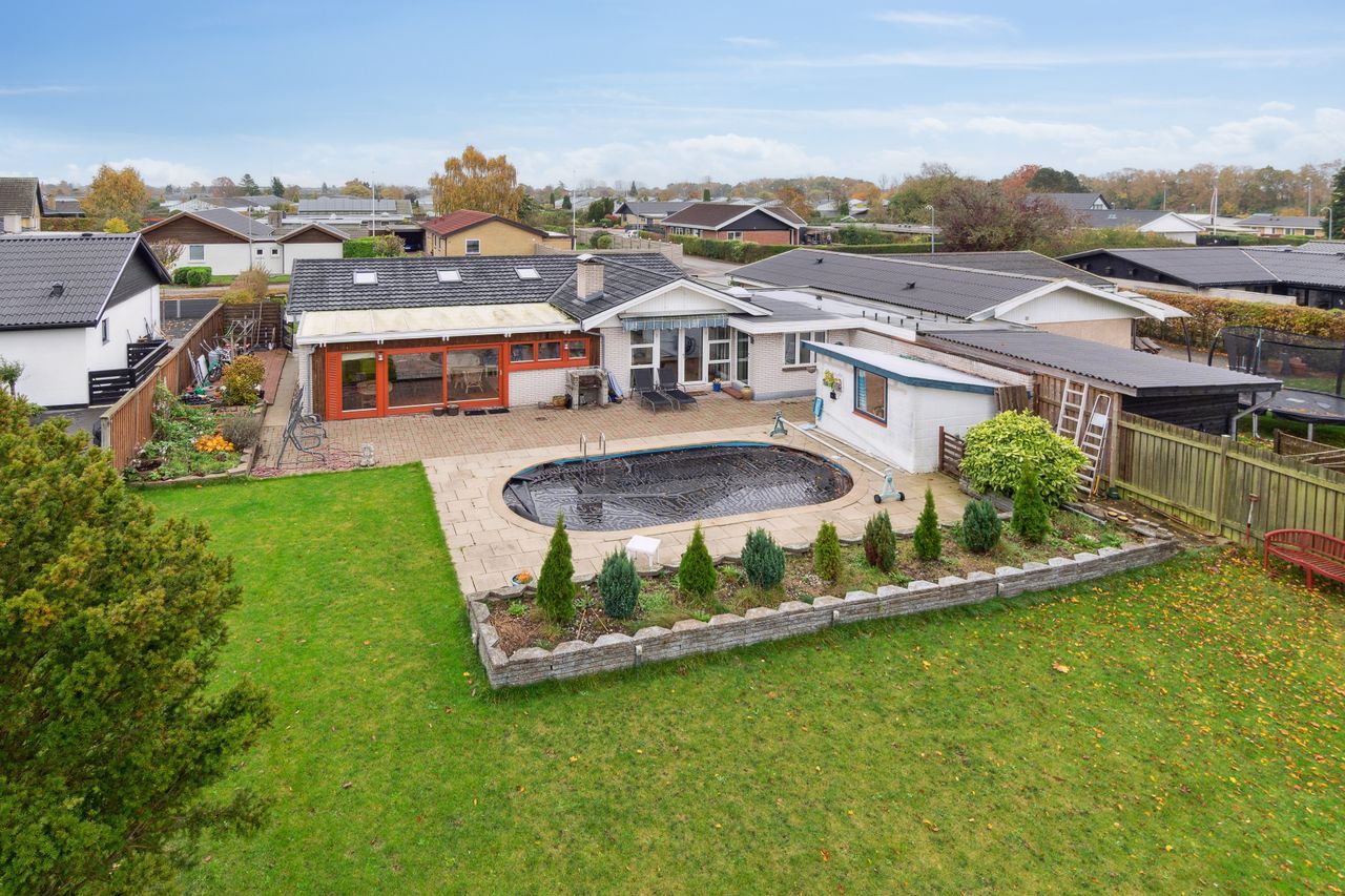 Ejendomsbillede 3 af 23