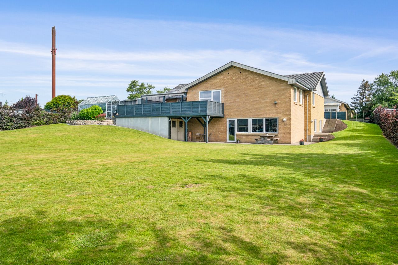 Ejendomsbillede 3 af 34