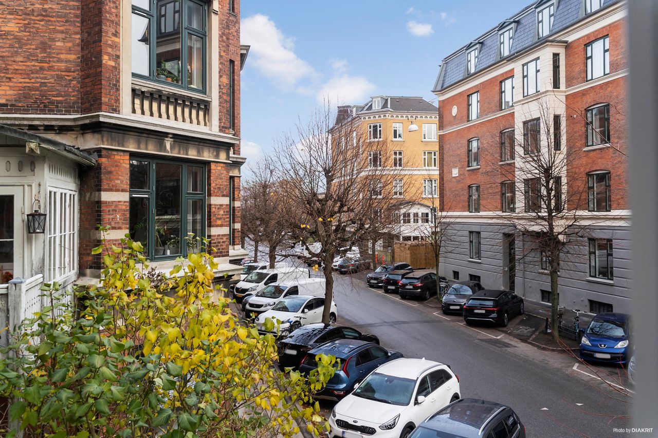 Ejendomsbillede 2 af 16