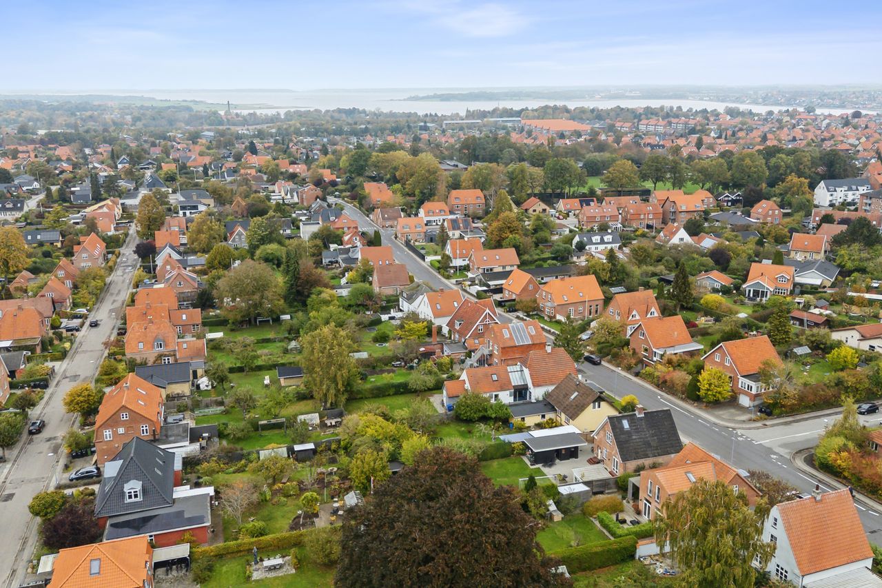 Ejendomsbillede 2 af 4