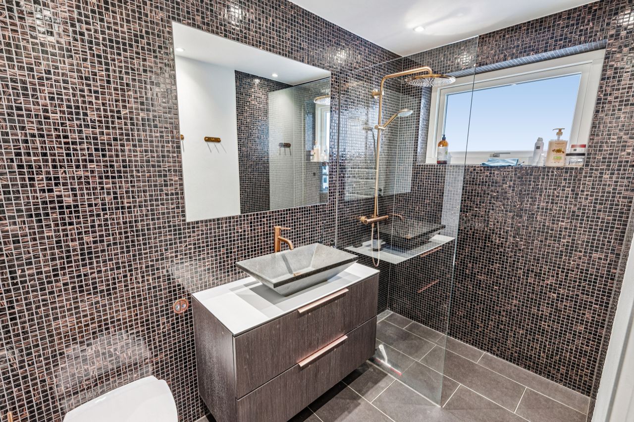 Ejendomsbillede 3 af 23