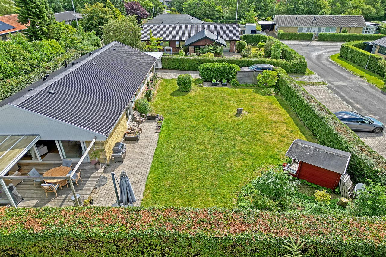 Ejendomsbillede 2 af 27