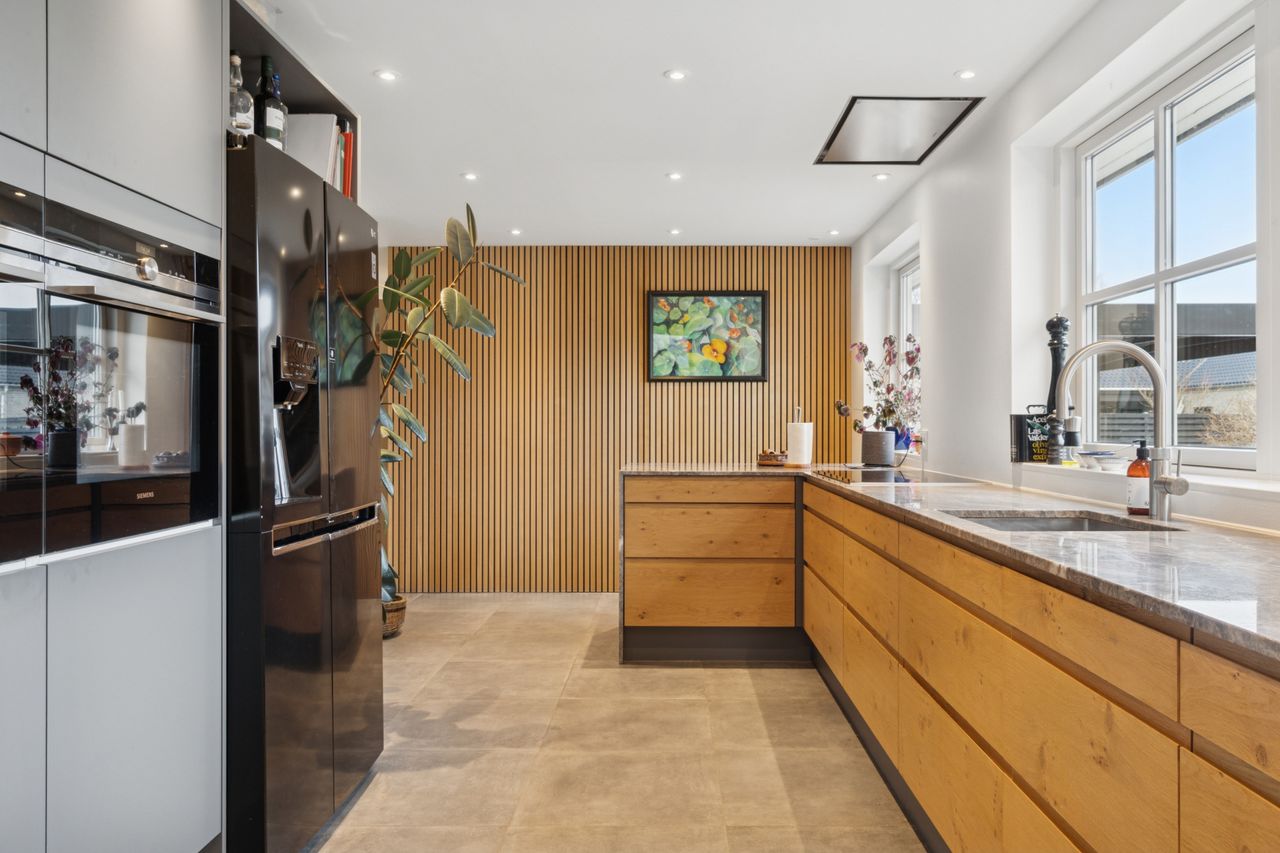 Ejendomsbillede 3 af 23