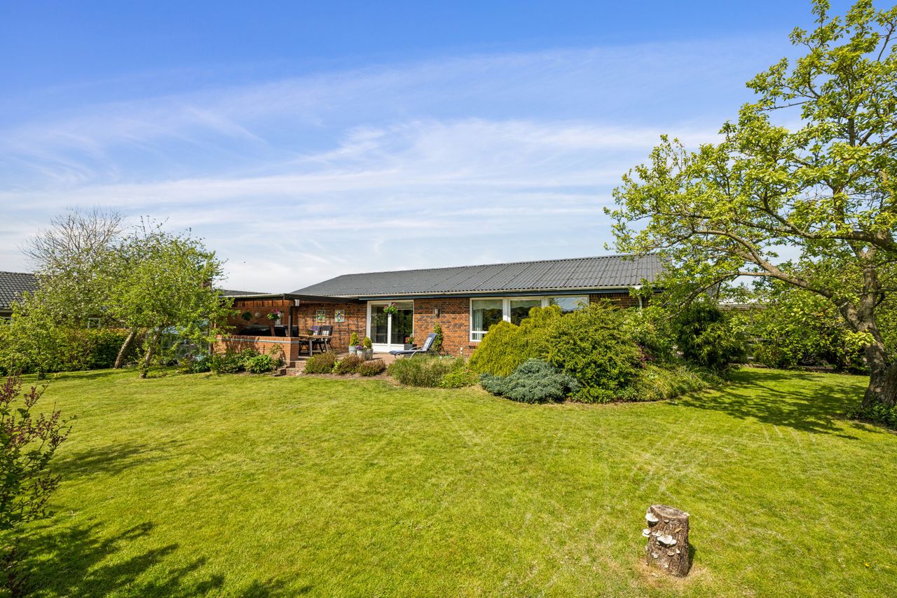 Ejendomsbillede 2 af 30