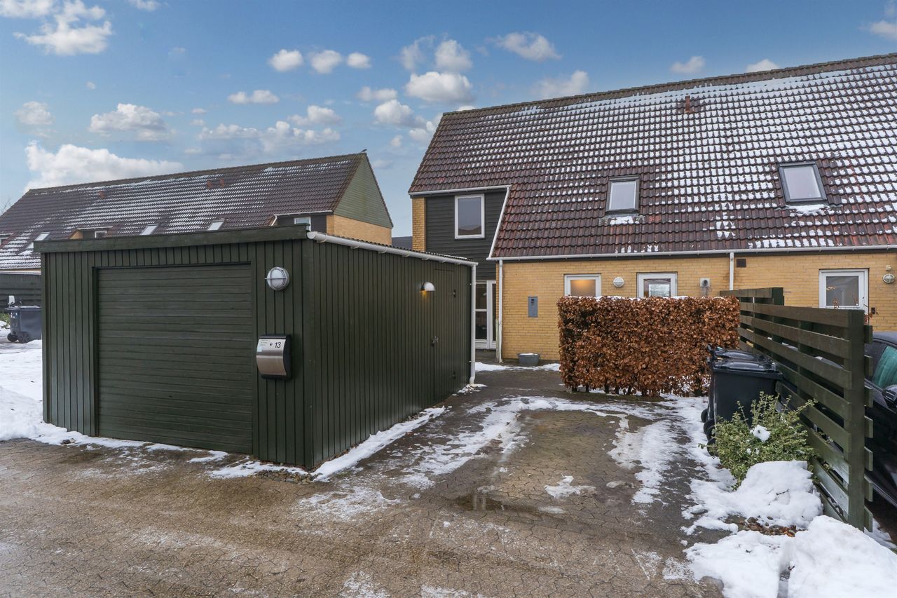 Ejendomsbillede 3 af 27