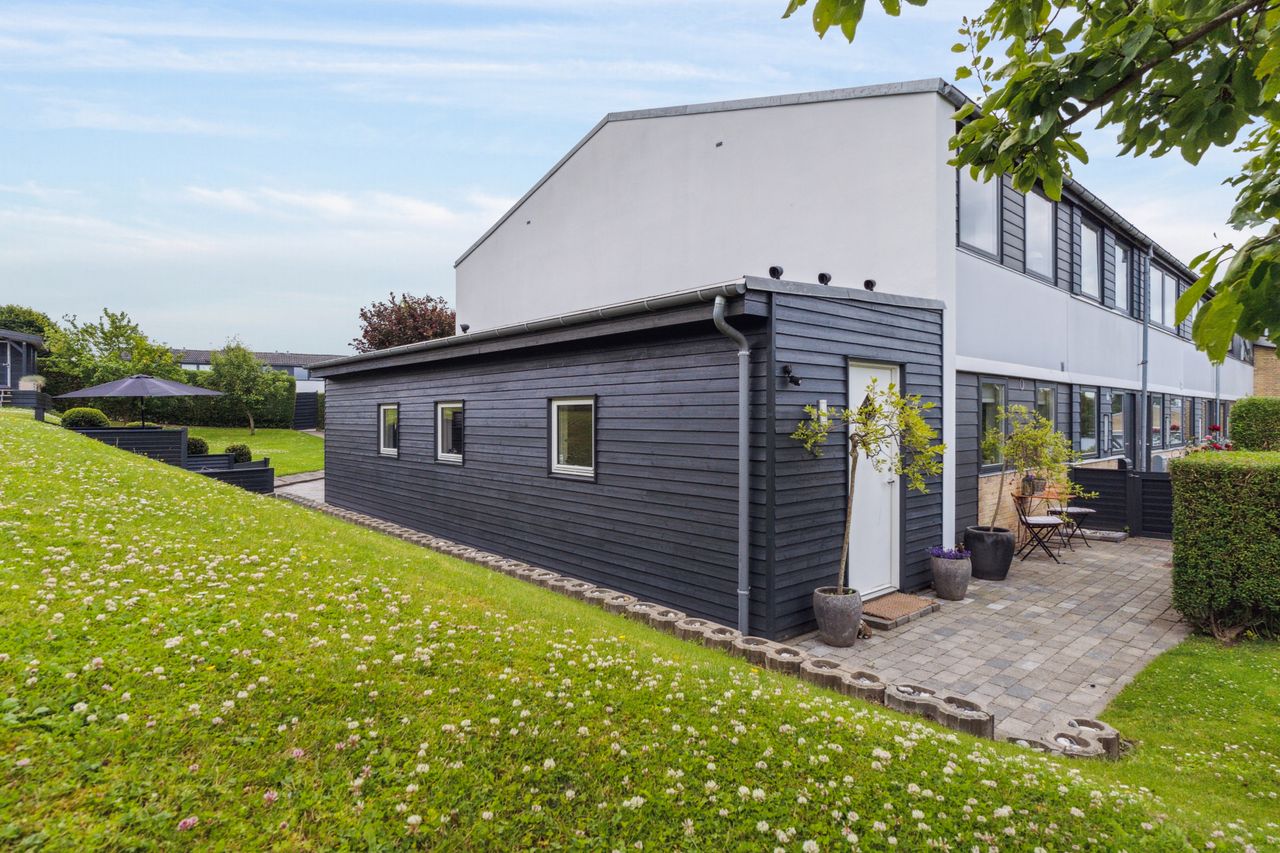 Ejendomsbillede 2 af 24