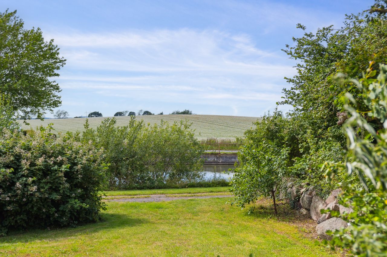 Ejendomsbillede 2 af 38