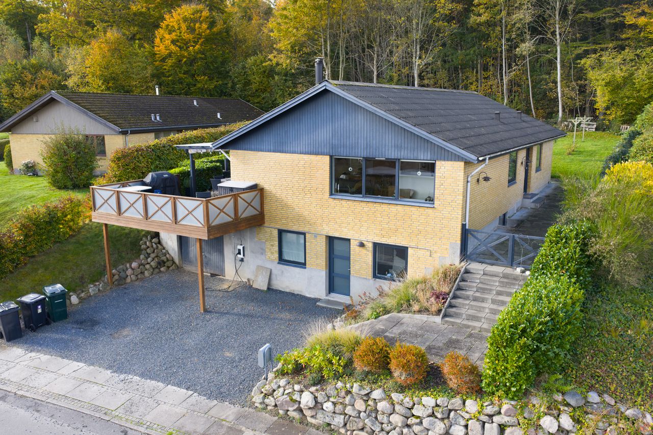 Ejendomsbillede 3 af 33