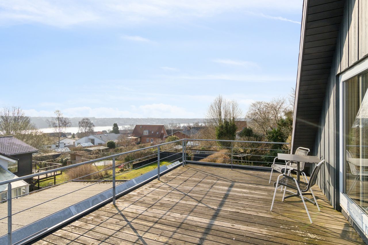 Ejendomsbillede 3 af 32