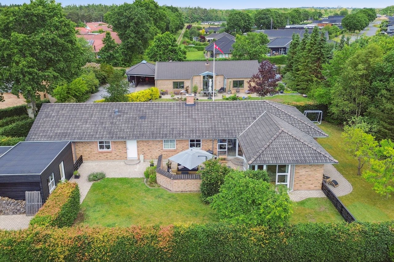 Ejendomsbillede 3 af 31