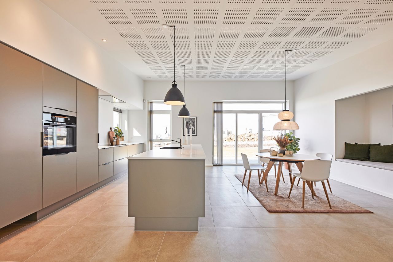 Ejendomsbillede 2 af 18