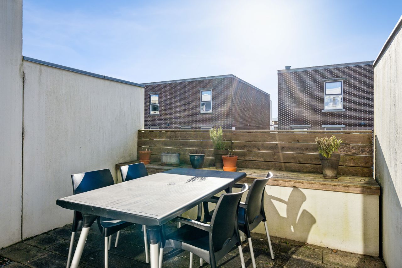 Ejendomsbillede 2 af 25