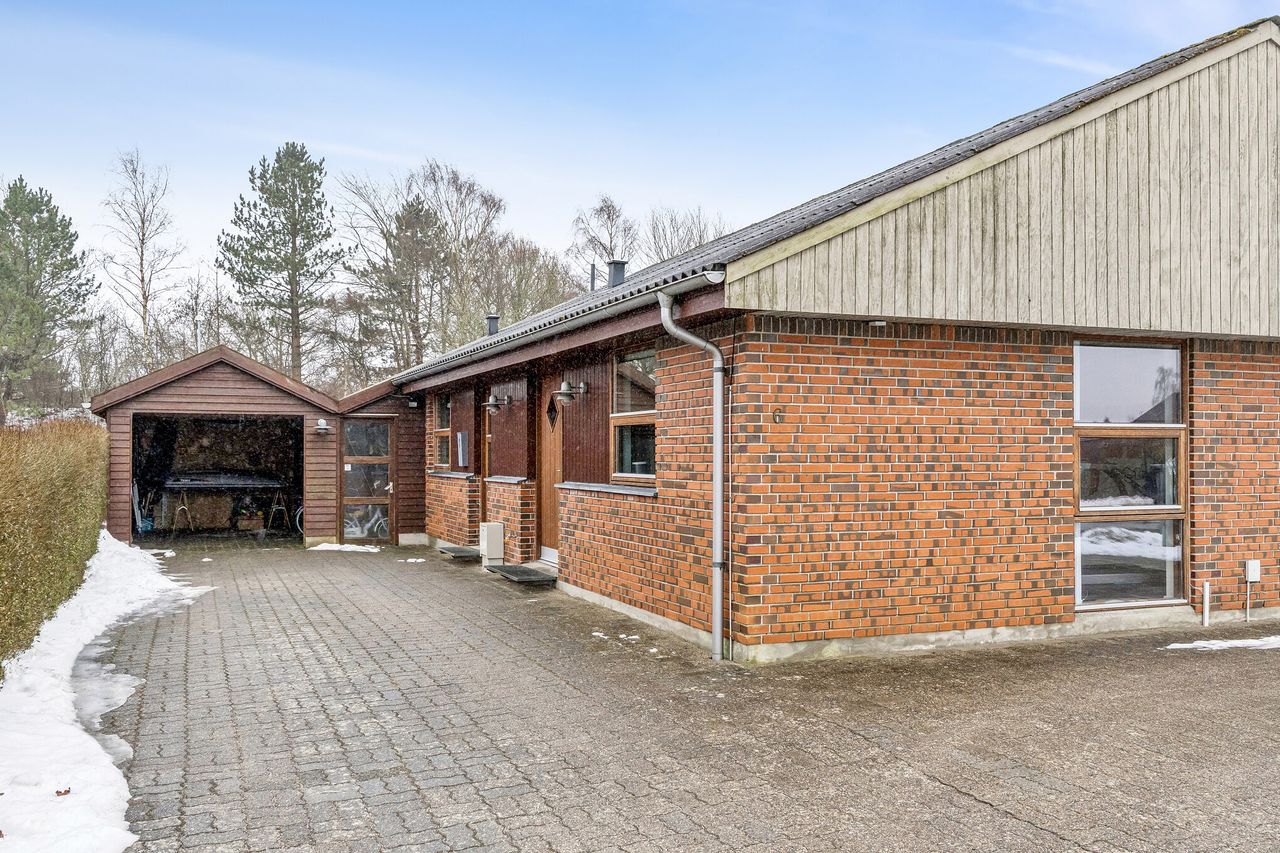 Ejendomsbillede 2 af 24