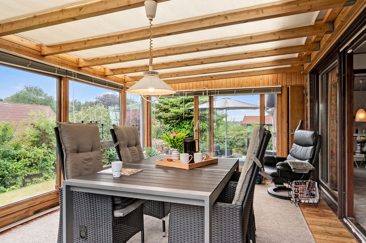 Ejendomsbillede 2 af 25