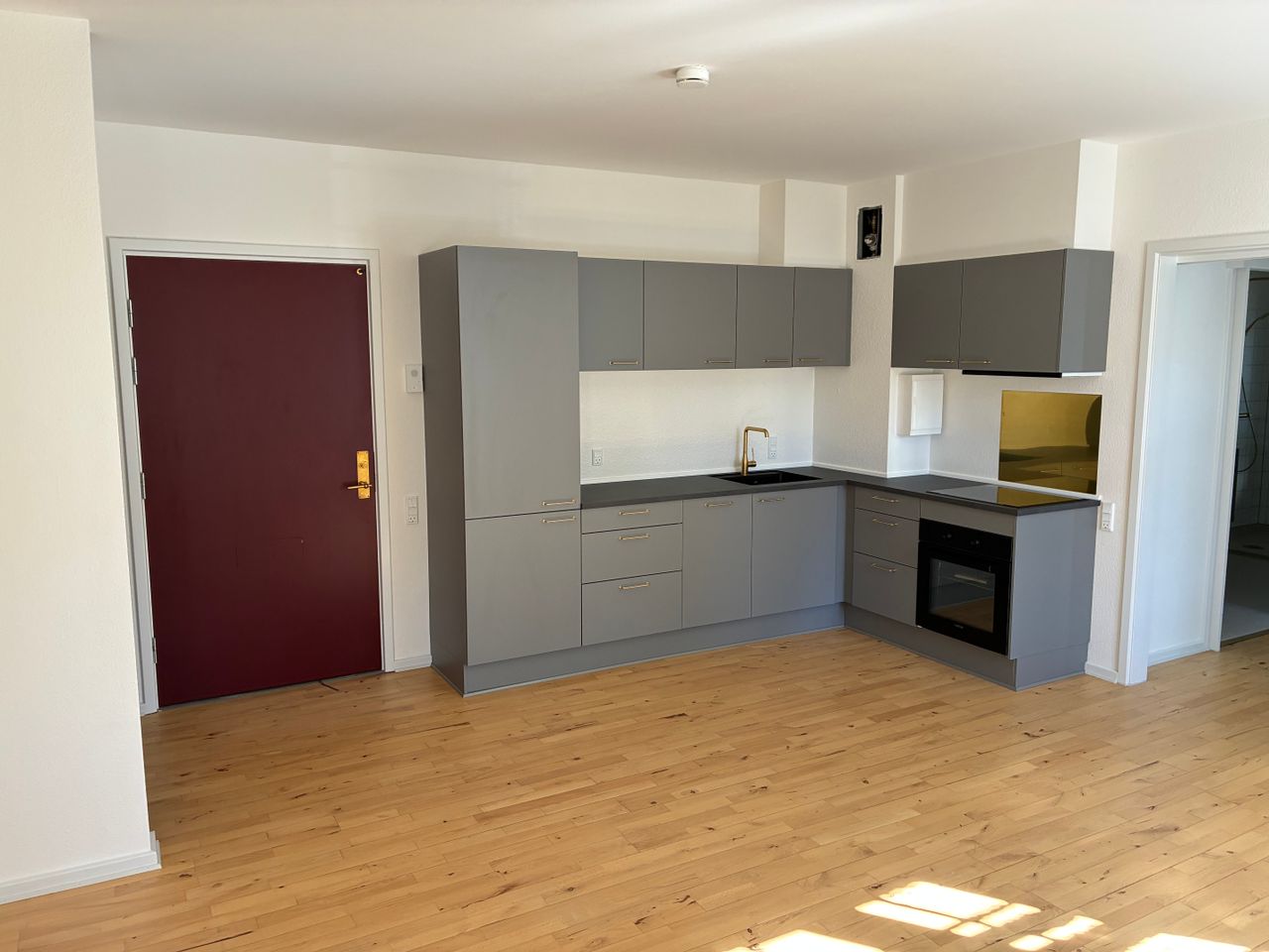 Ejendomsbillede 3 af 27