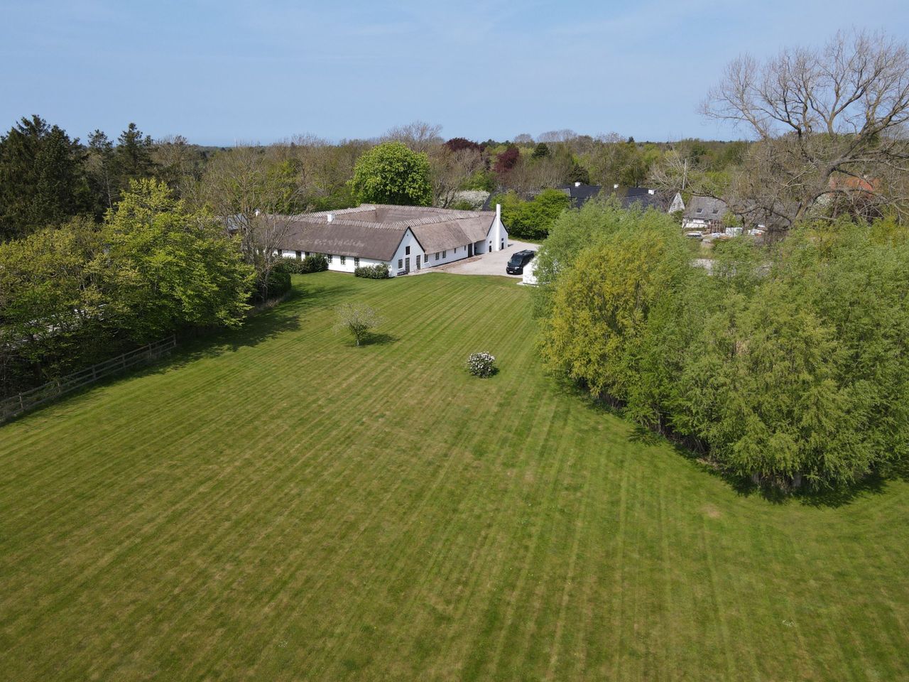 Ejendomsbillede 3 af 36