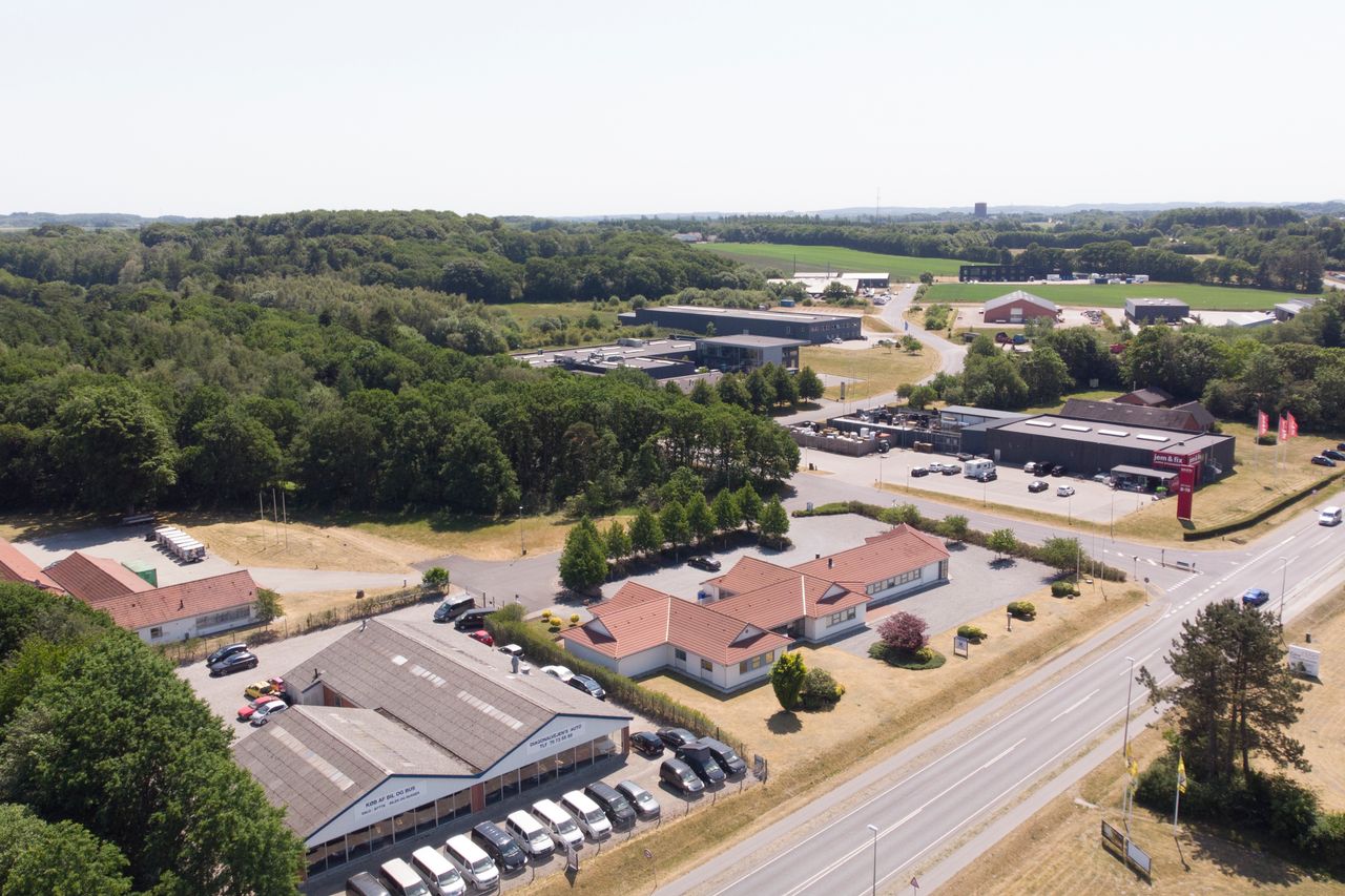 Ejendomsbillede 2 af 44