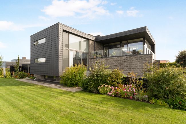 Amballegård 1,  Villa