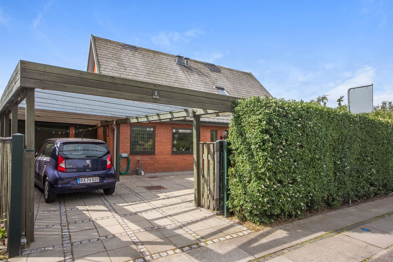 Ejendomsbillede 2 af 30