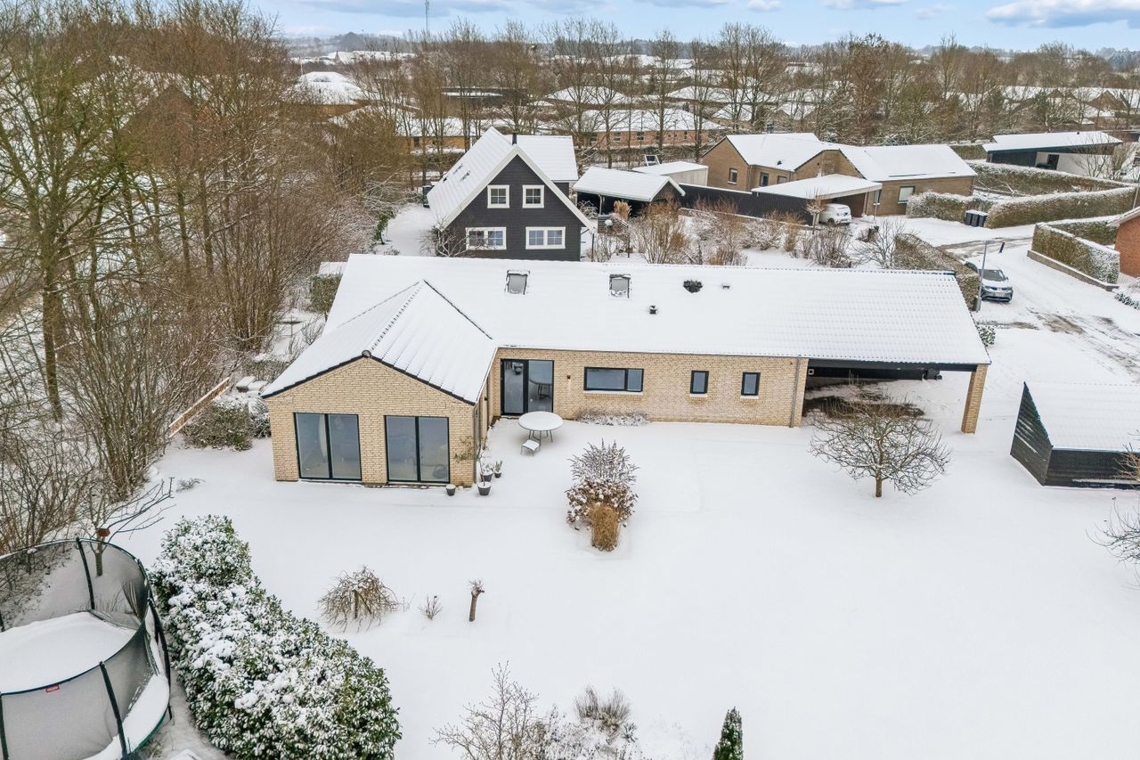 Ejendomsbillede 3 af 29