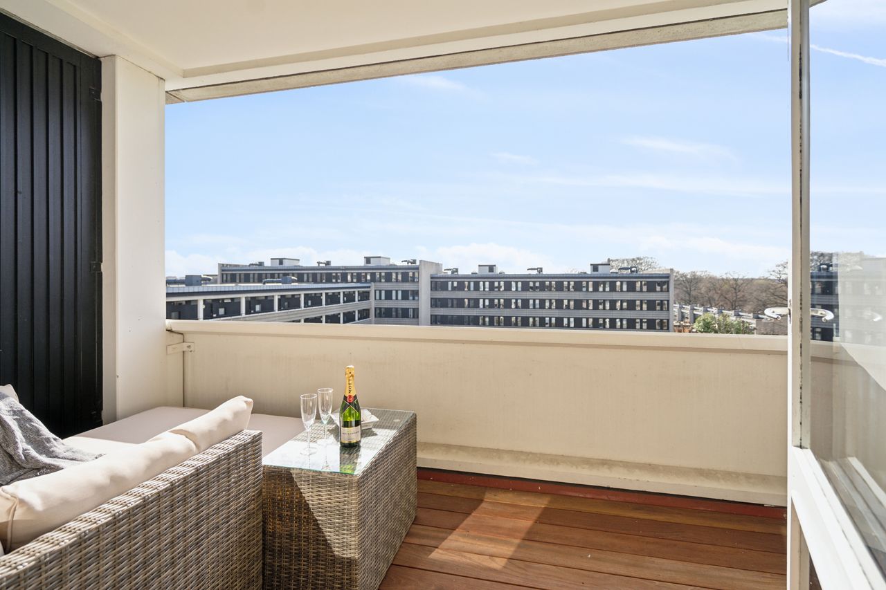 Ejendomsbillede 2 af 25