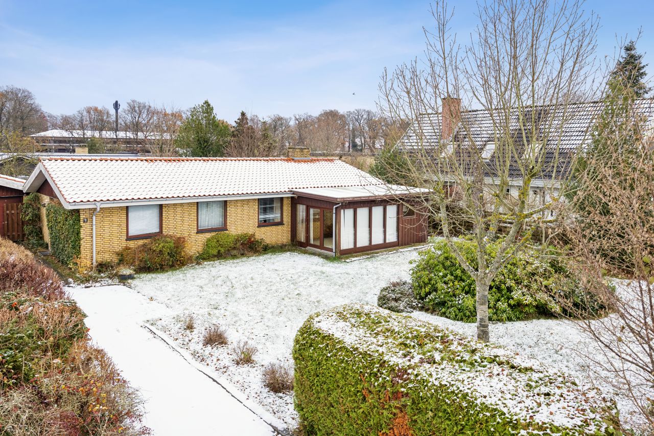 Ejendomsbillede 2 af 25