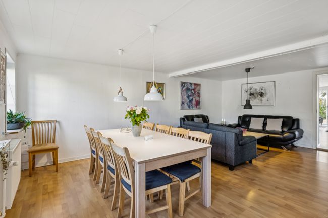 Tingvej 16,  Hvalpsund