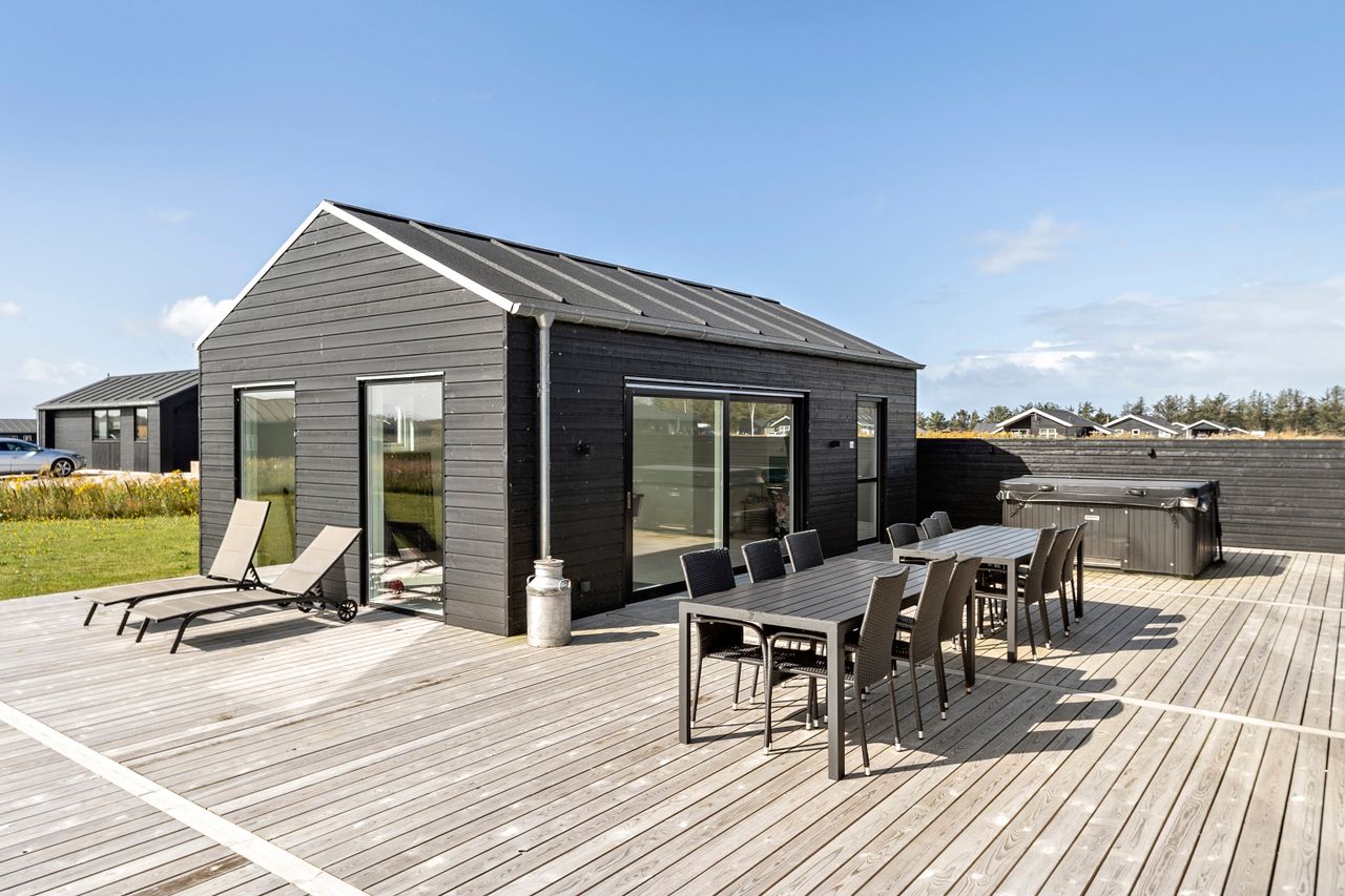 Ejendomsbillede 3 af 27