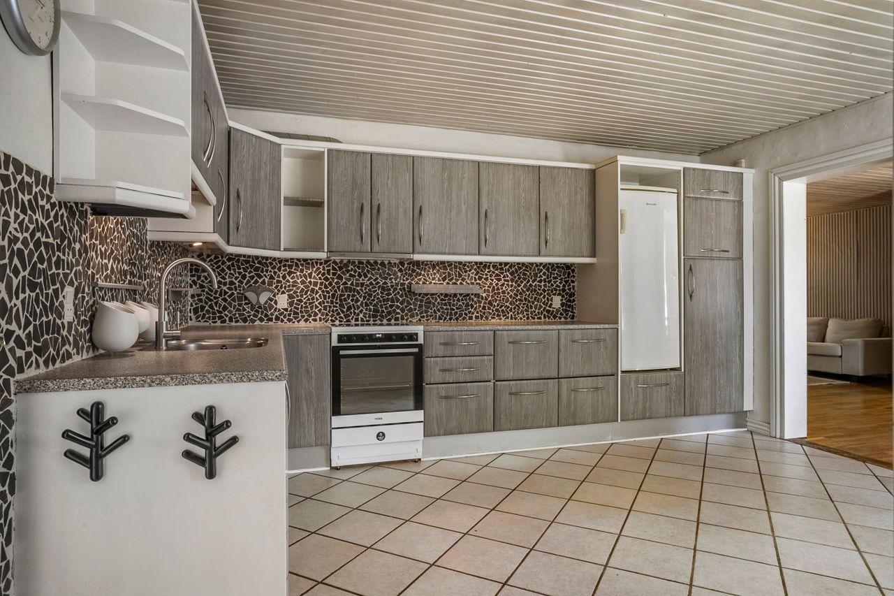 Ejendomsbillede 2 af 14