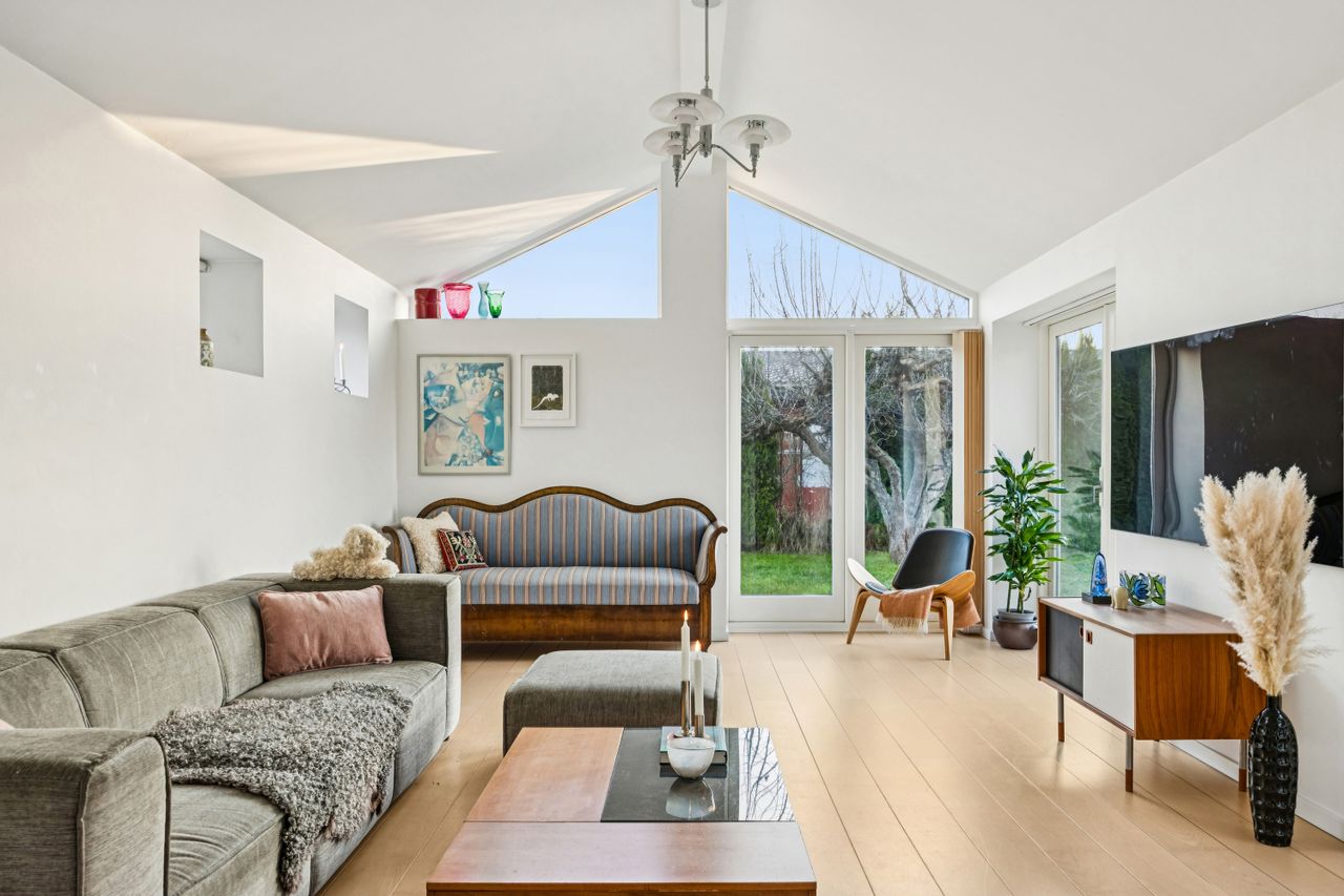 Ejendomsbillede 2 af 30