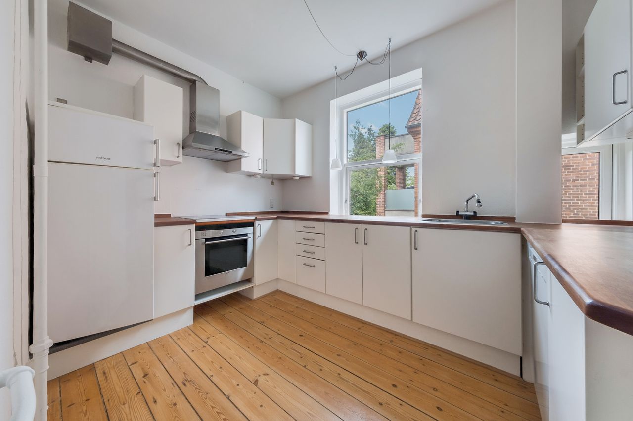 Ejendomsbillede 3 af 27