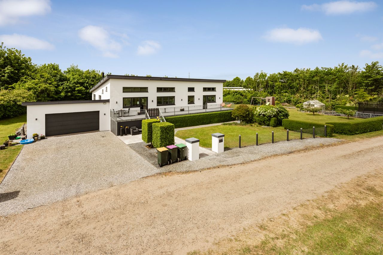 Ejendomsbillede 3 af 39