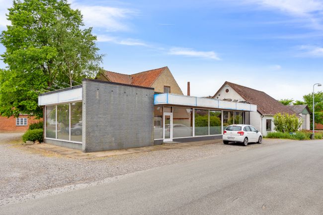 Lendemark Hovedgade 17,  Erhverv