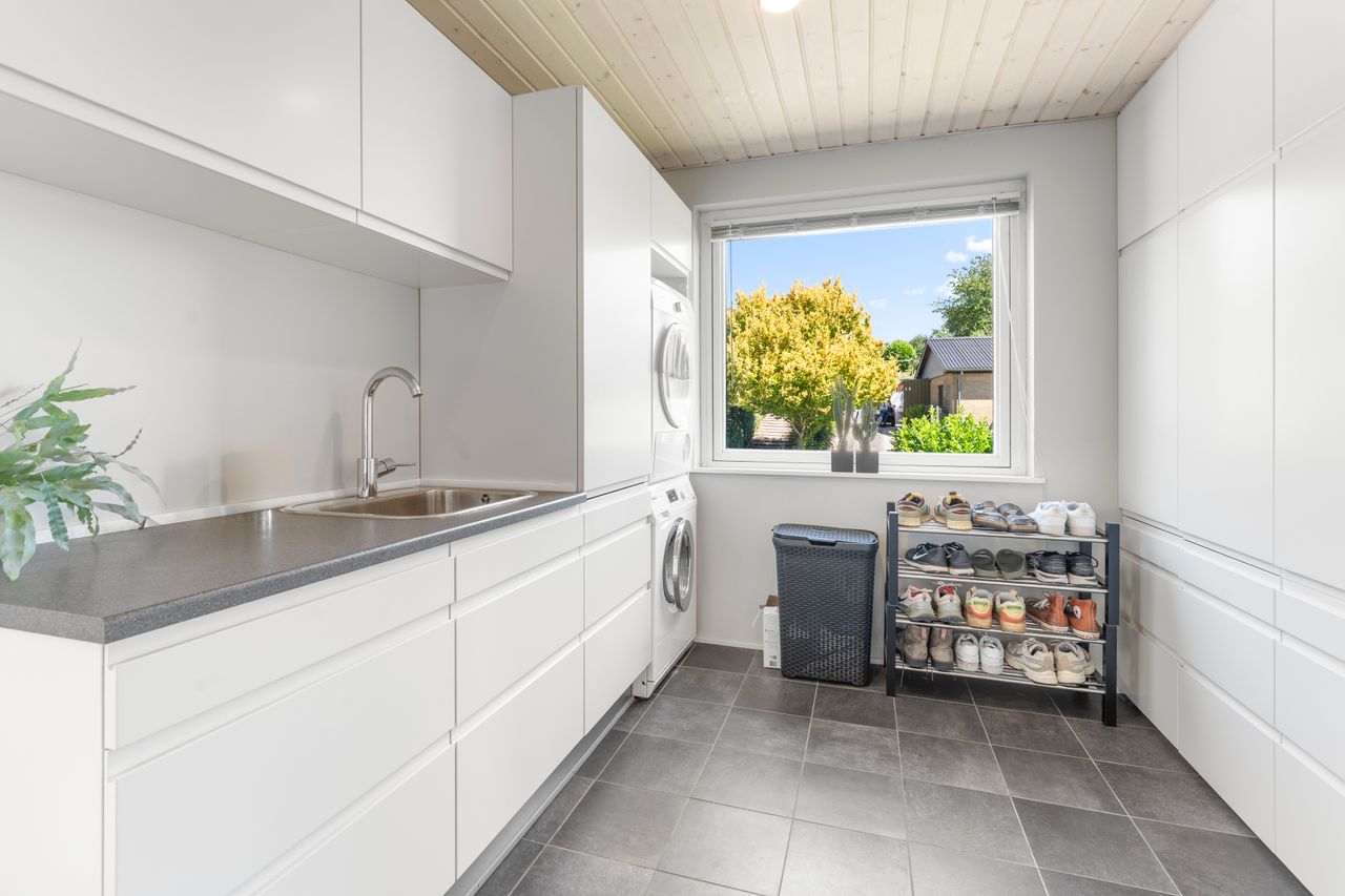 Ejendomsbillede 3 af 18