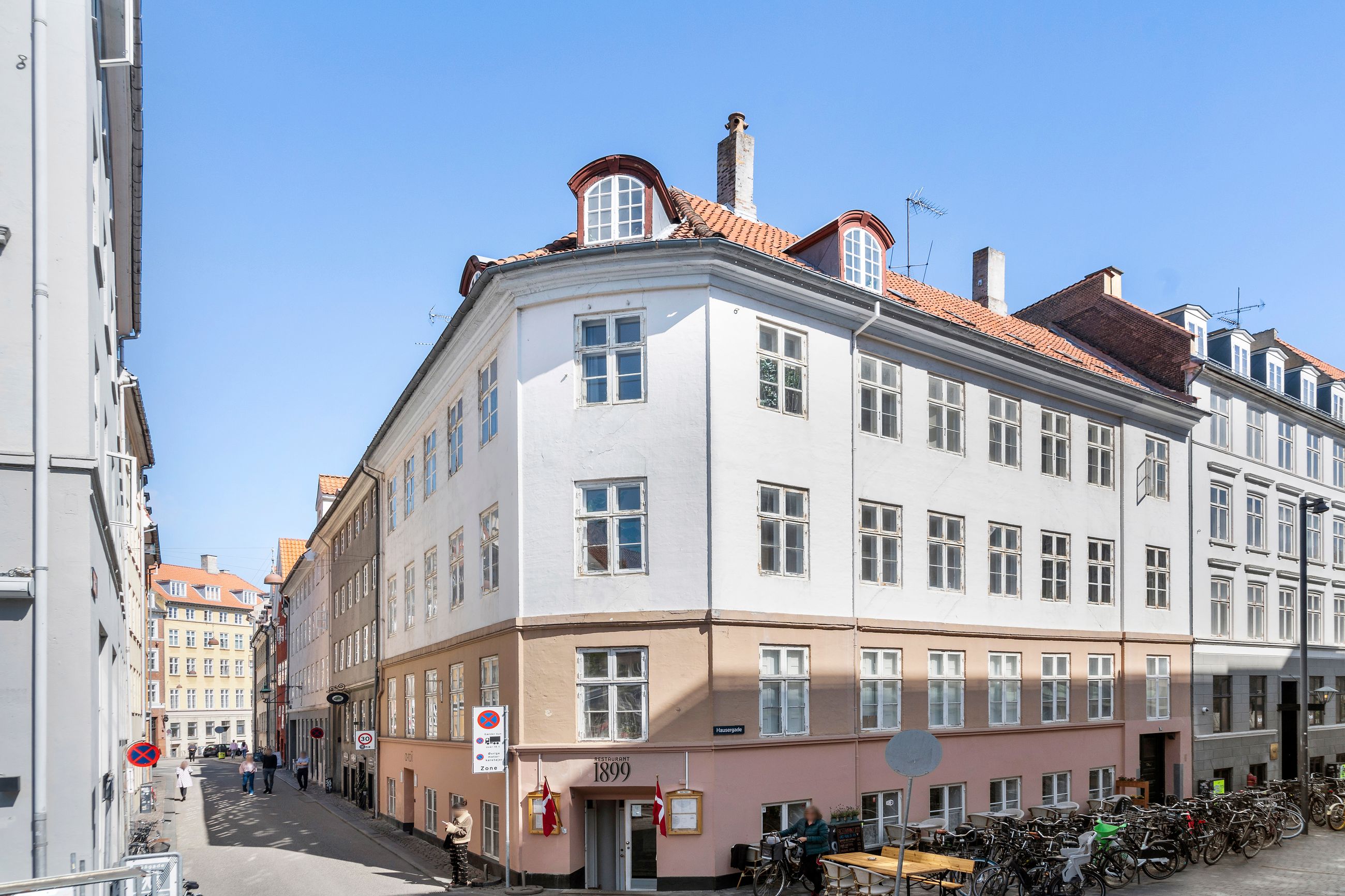 Hausergade 36, 2. th, København K - Ejendommen
