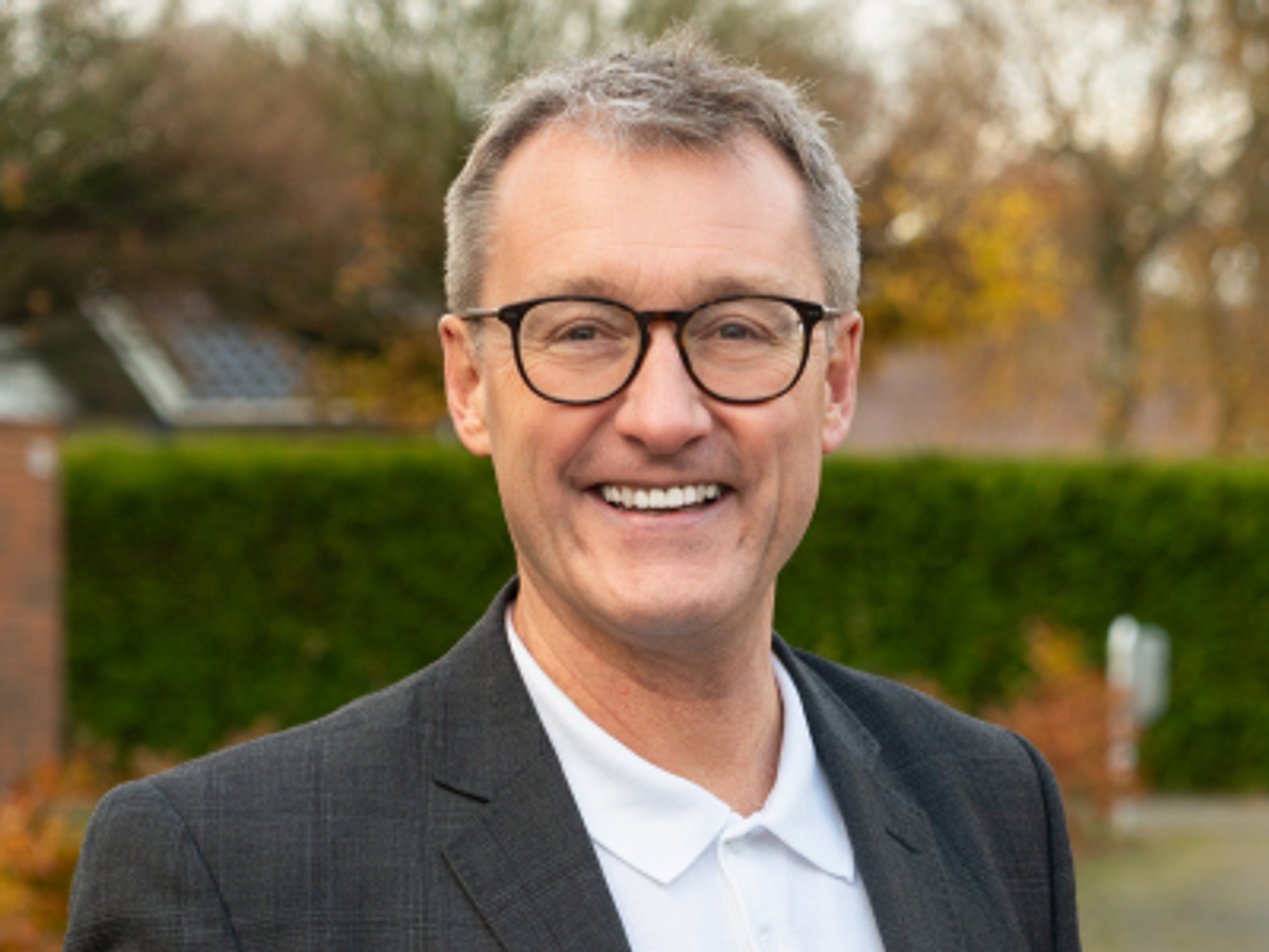 employee image