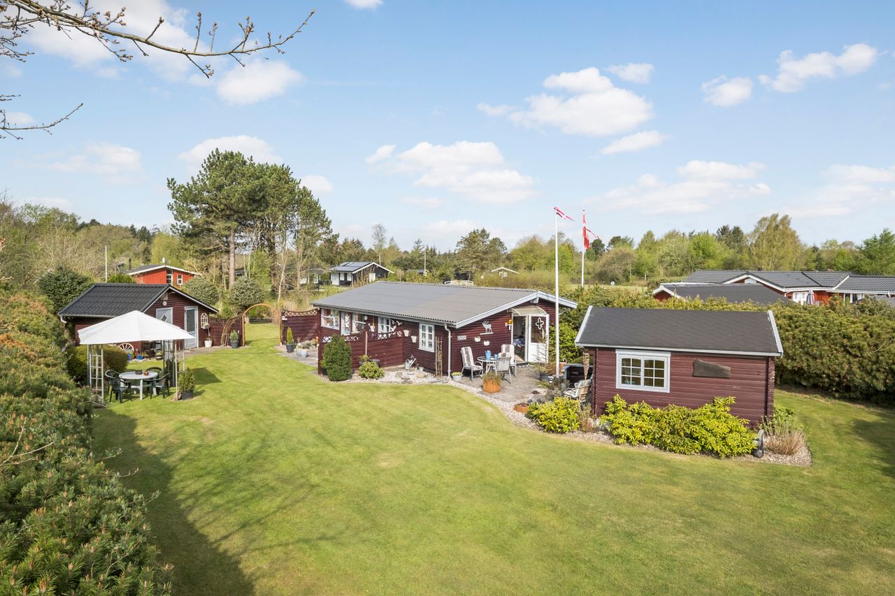 Ejendomsbillede 2 af 16