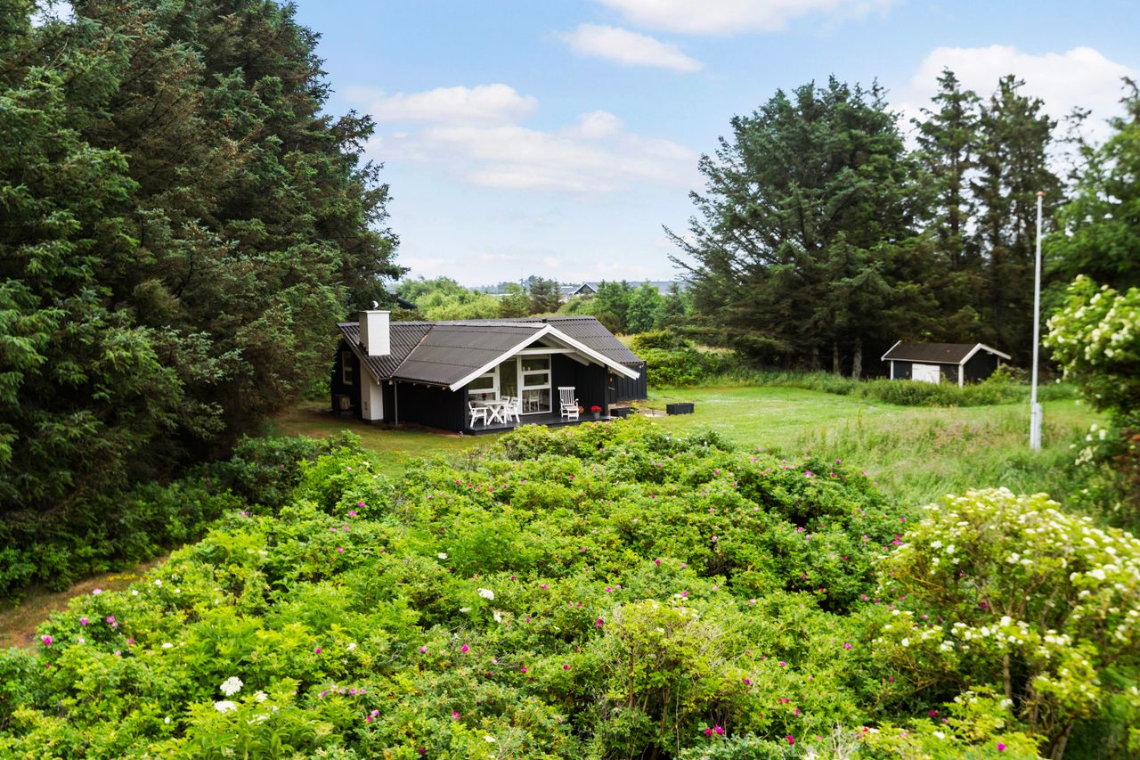 Ejendomsbillede 2 af 28